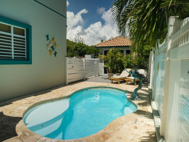 Turtle Bay Inn image