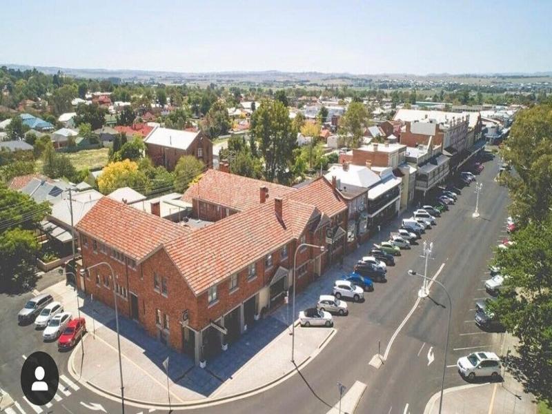 The George Hotel image