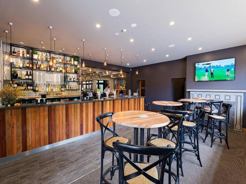 The George Hotel image