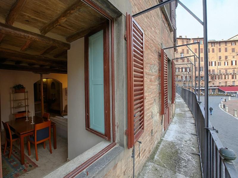 The Balcony Suite Piazza Del Campo View image