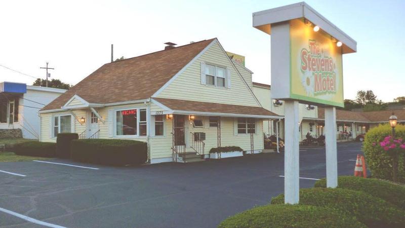 The Stevens Motel image
