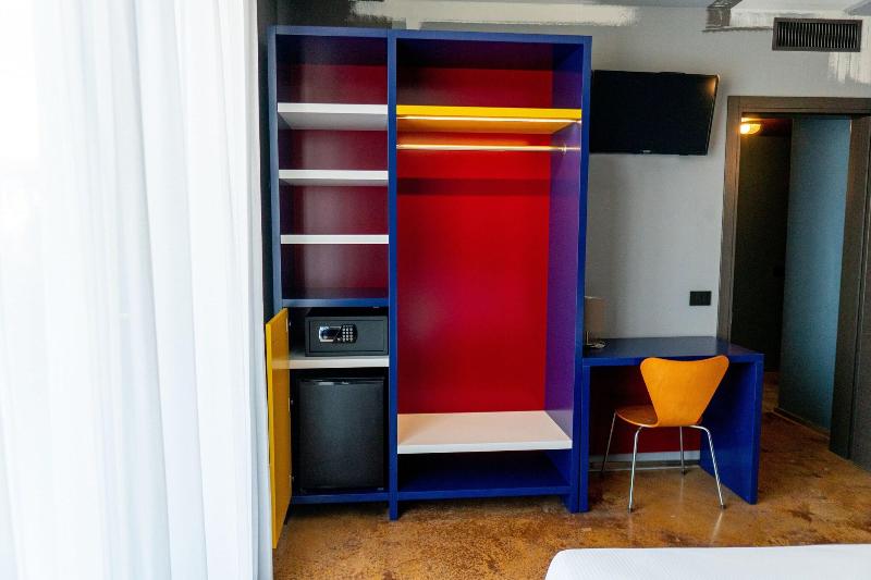 K Modern Hotel image