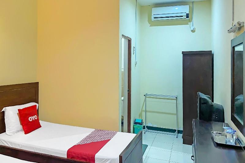 91946 Hotel Gajah Mada Indah image