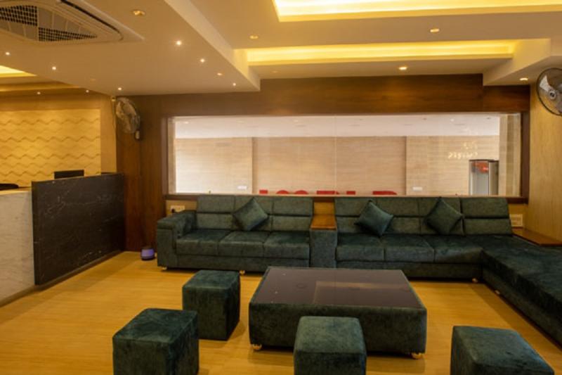 Golden Fortune Hotel image