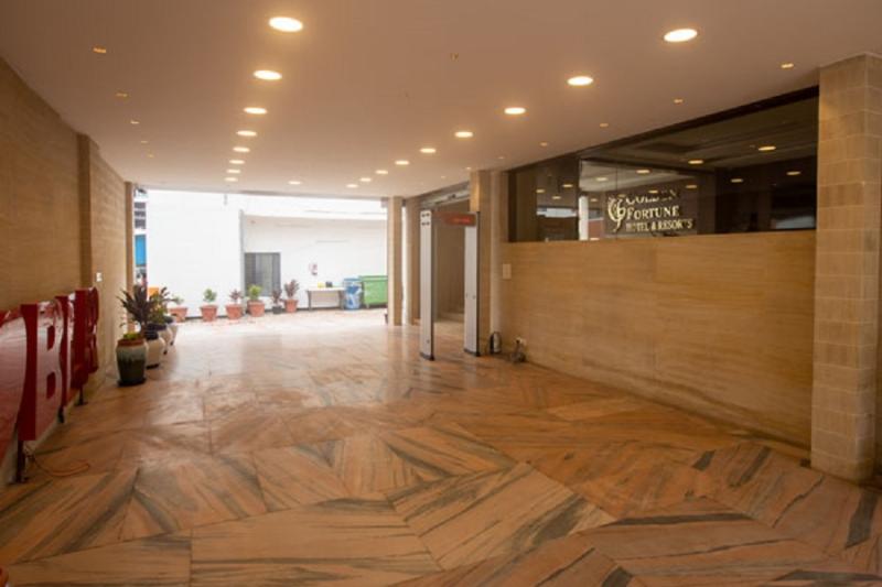 Golden Fortune Hotel image