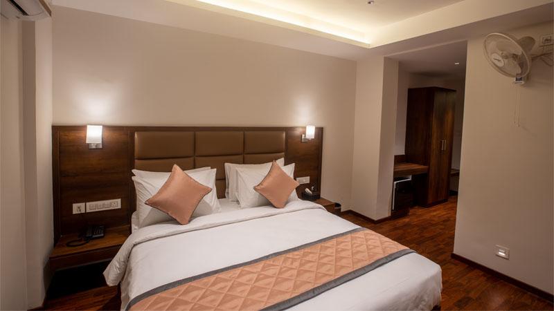 Golden Fortune Hotel image