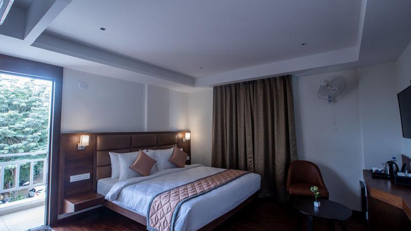 Golden Fortune Hotel image