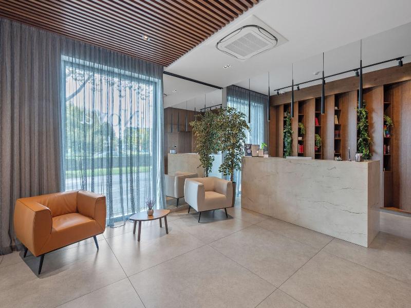 Hotel Inova image