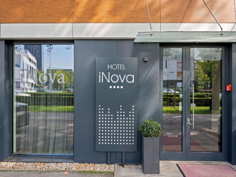 Hotel Inova image