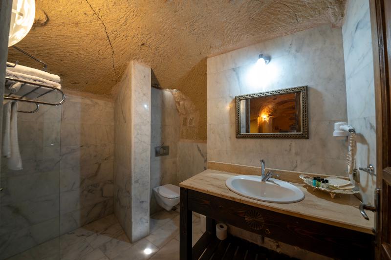 Shiraz Cave Cappadocia image