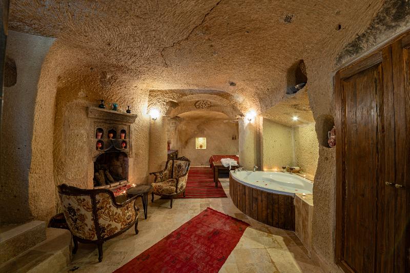 Shiraz Cave Cappadocia image