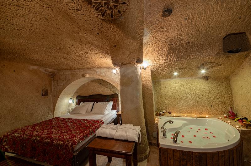 Shiraz Cave Cappadocia image