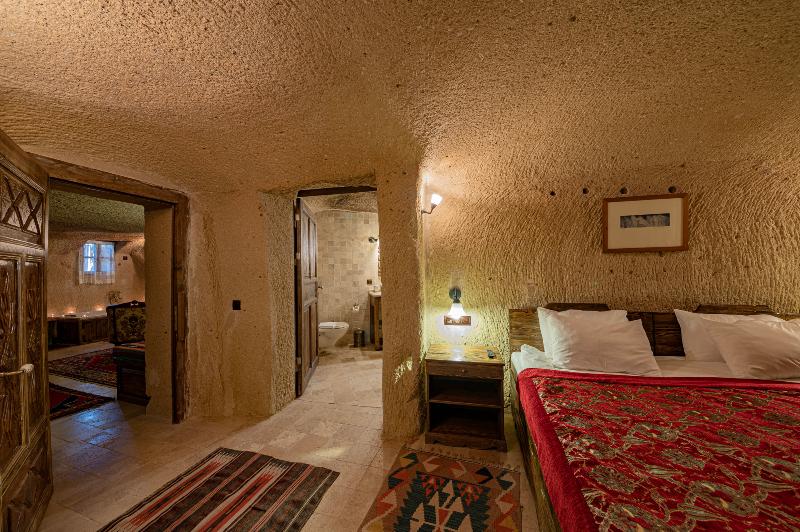 Shiraz Cave Cappadocia image