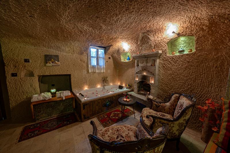 Shiraz Cave Cappadocia image