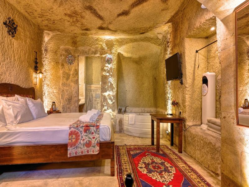 shiraz cave cappadocia image