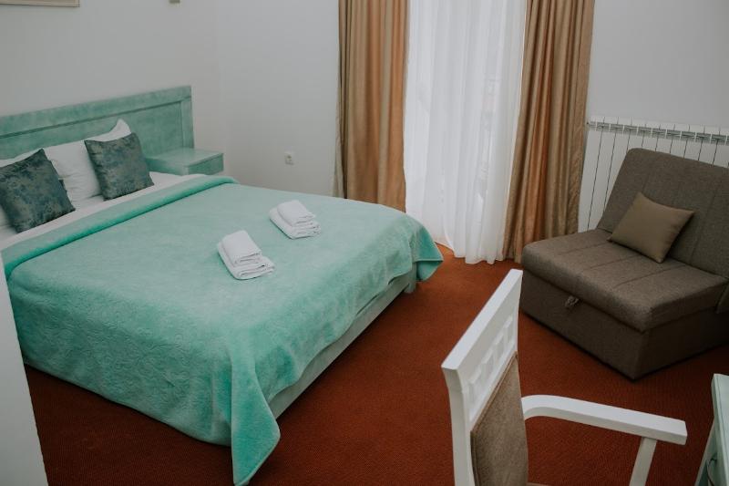 Hotel Serdar image