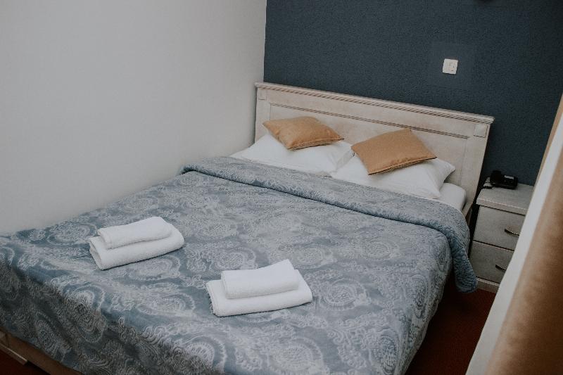 Hotel Serdar image