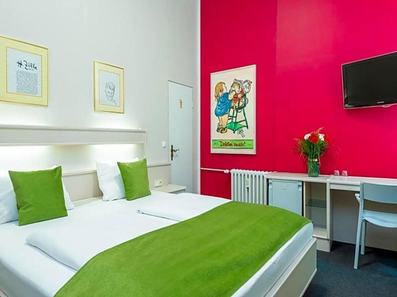 W22 Hotel image