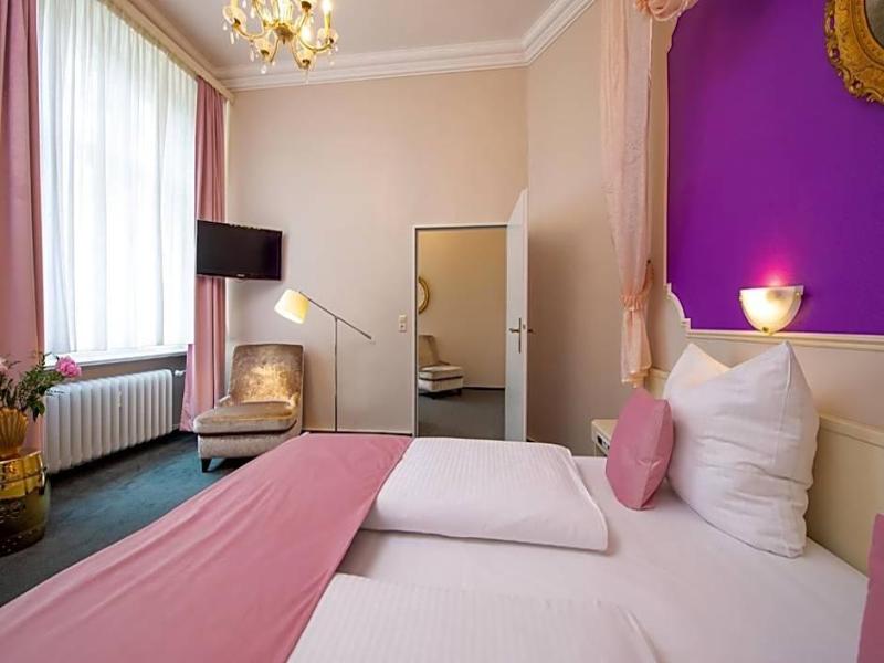 W22 Hotel image