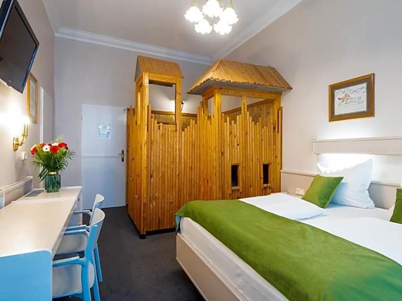 W22 Hotel image