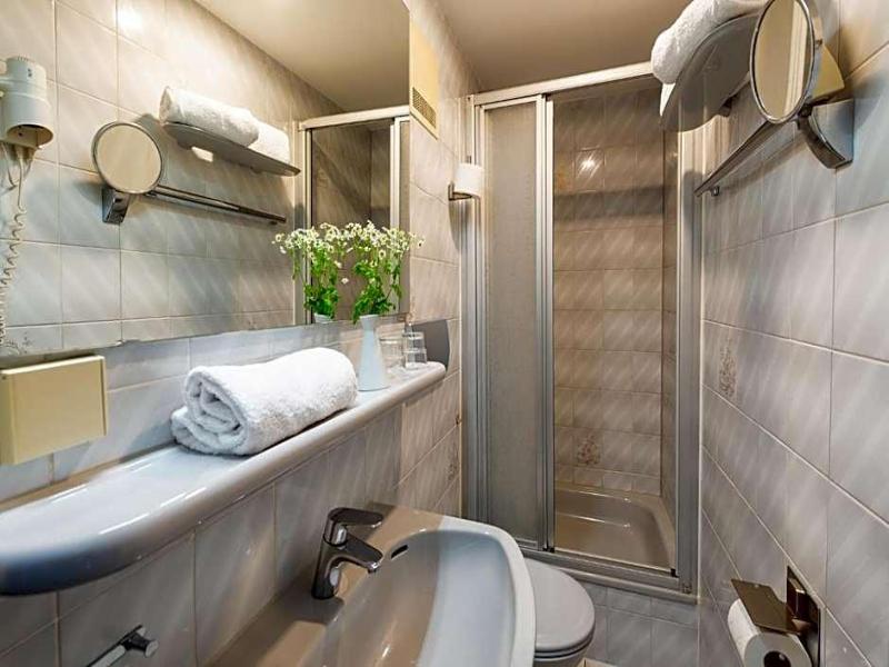 W22 Hotel image
