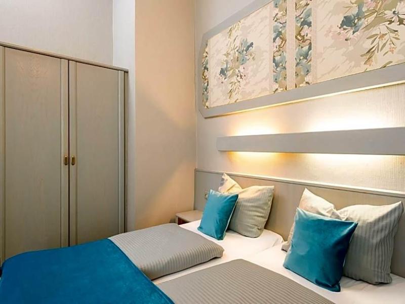 W22 Hotel image