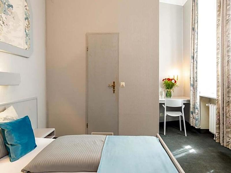 W22 Hotel image