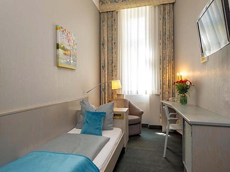 W22 Hotel image