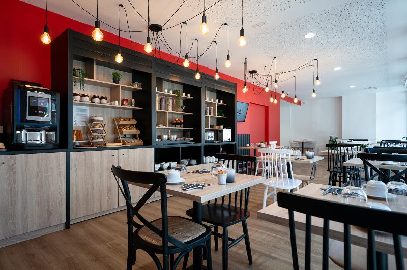 Nemea Appart Hotel Coliseum Amiens Centre image