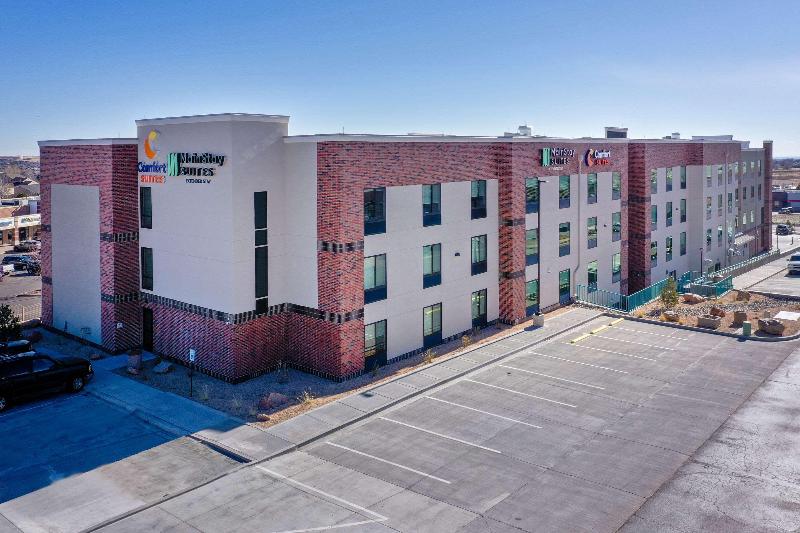 Comfort Suites Colorado Springs Medical Center image