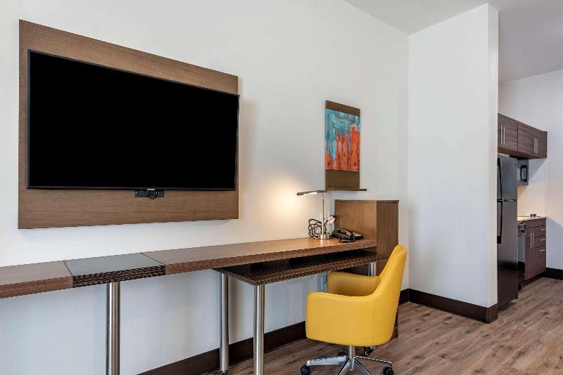 Mainstay Suites Colorado Springs East Medical Ctr. image
