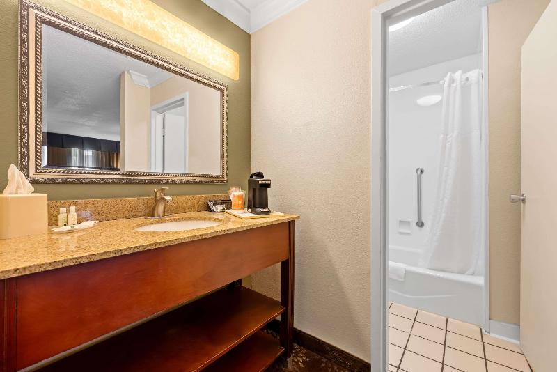 Quality Inn Morgan City image