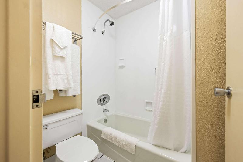 Quality Inn Morgan City image