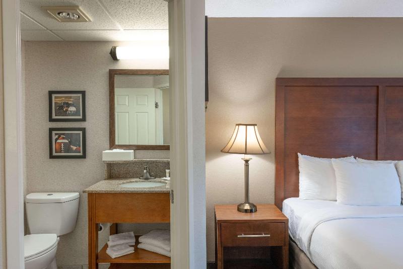 Mainstay Suites Foxboro - Mansfield image