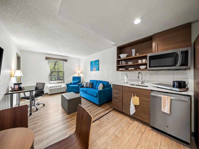 Mainstay Suites Foxboro - Mansfield image
