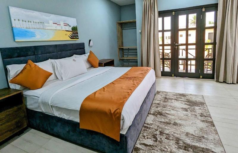 Breezes Beach Resort image 6