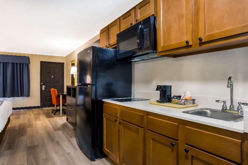 Suburban Studios Millville image