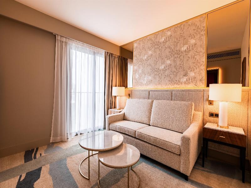 Legacy Hotel Cascais, Curio Collection By Hilton image