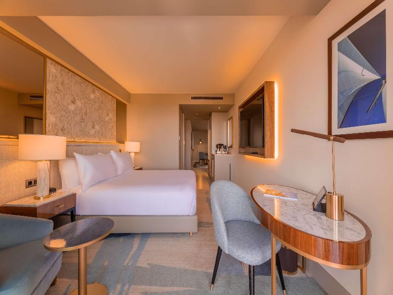 Legacy Hotel Cascais, Curio Collection By Hilton image