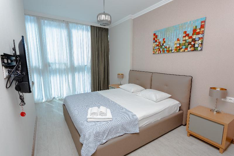 Season Suite Apart-Hotel image