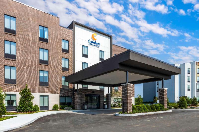 Comfort Inn & Suites Gallatin - Nashville Metro image