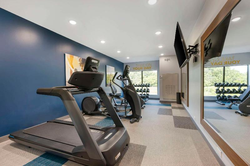 Comfort Inn & Suites Gallatin - Nashville Metro image