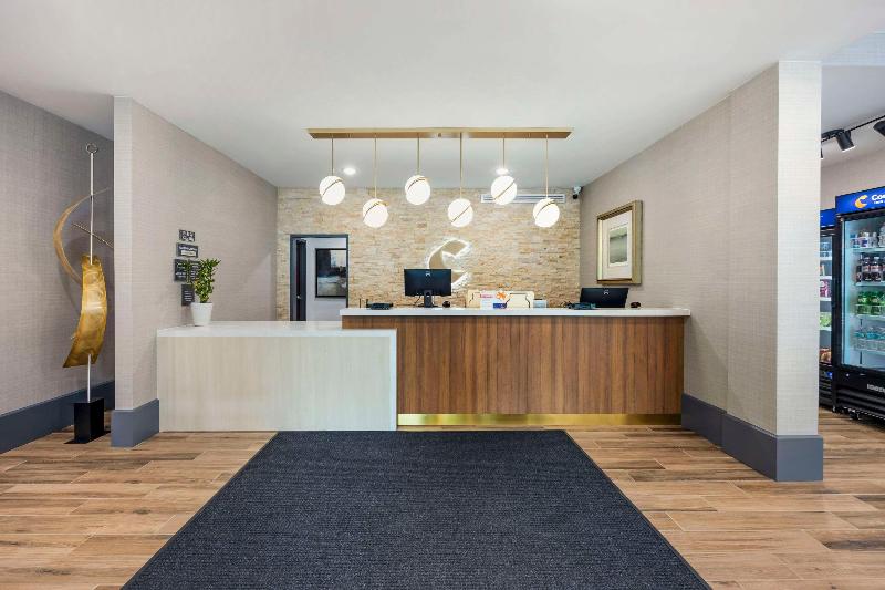 Comfort Inn & Suites Gallatin - Nashville Metro image