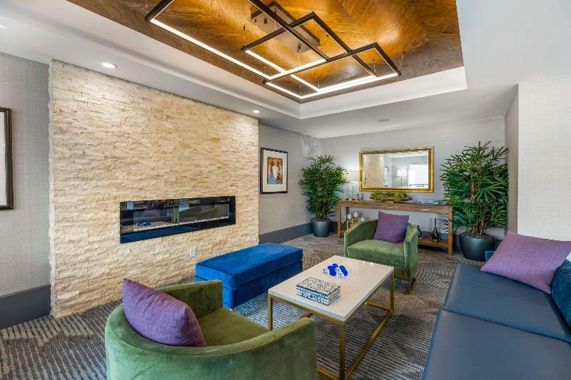 Comfort Inn & Suites Gallatin - Nashville Metro image
