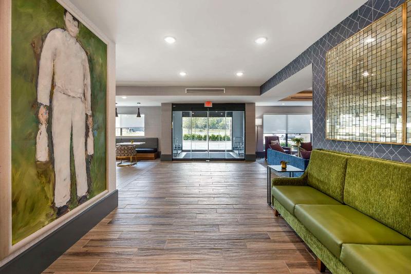Comfort Inn & Suites Gallatin - Nashville Metro image