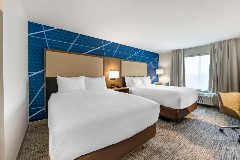 Comfort Inn & Suites Gallatin - Nashville Metro image
