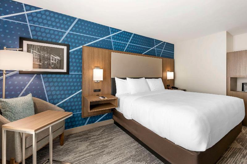 Comfort Inn & Suites Gallatin - Nashville Metro image
