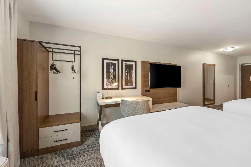 Comfort Inn & Suites Gallatin - Nashville Metro image