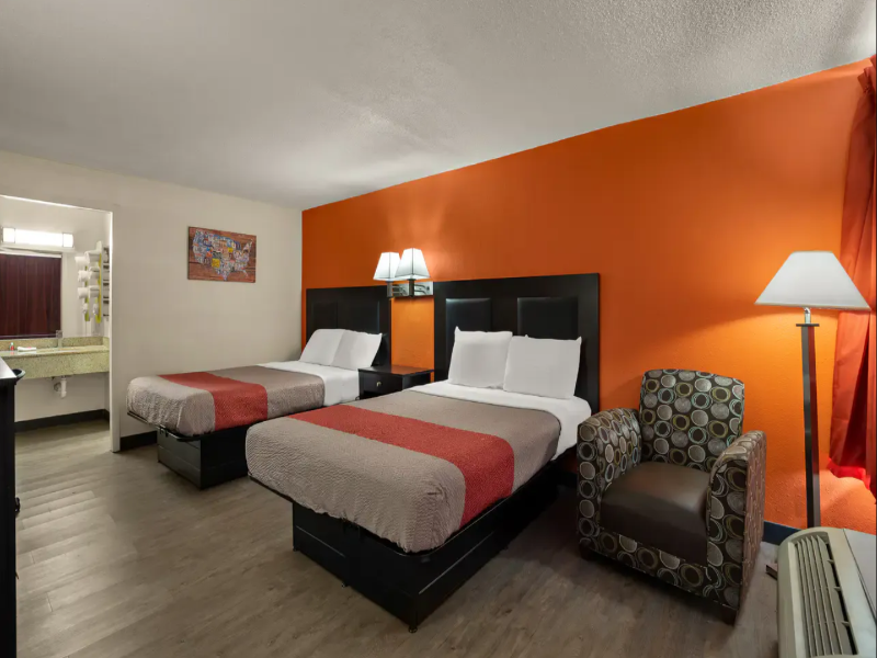 Econo Lodge Yemassee image