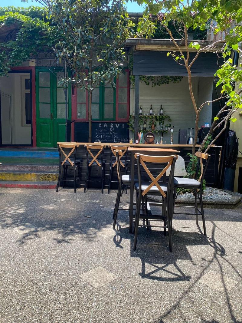Karvi Hostel & Suites image